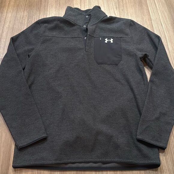 Under Armour Men's Specialist Grid Henley Sweater | Medium | Dark Charcoal/Black - Picture 2 of 6